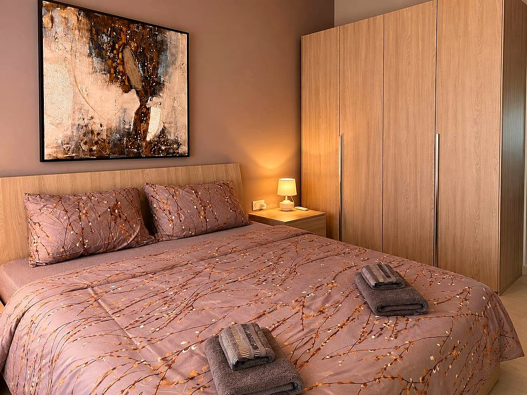Apartment in Sliema - 2 beds, 2 baths — 4