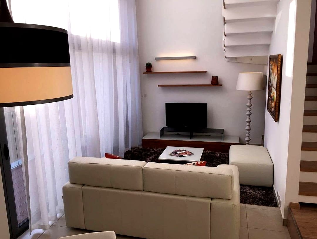 Apartment in Pembroke — 1