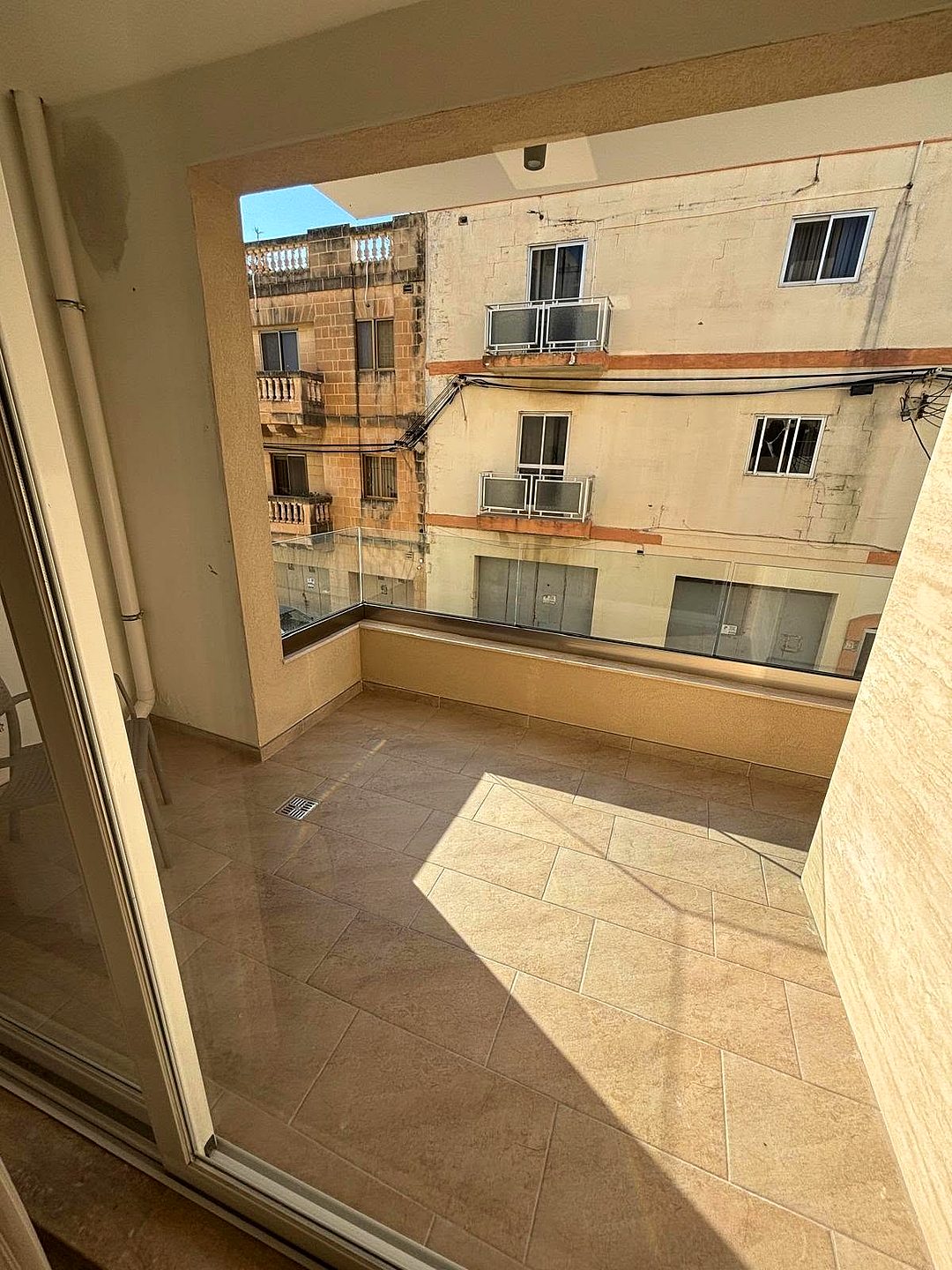 Apartment in Rabat - 3 beds, 2 baths — 2