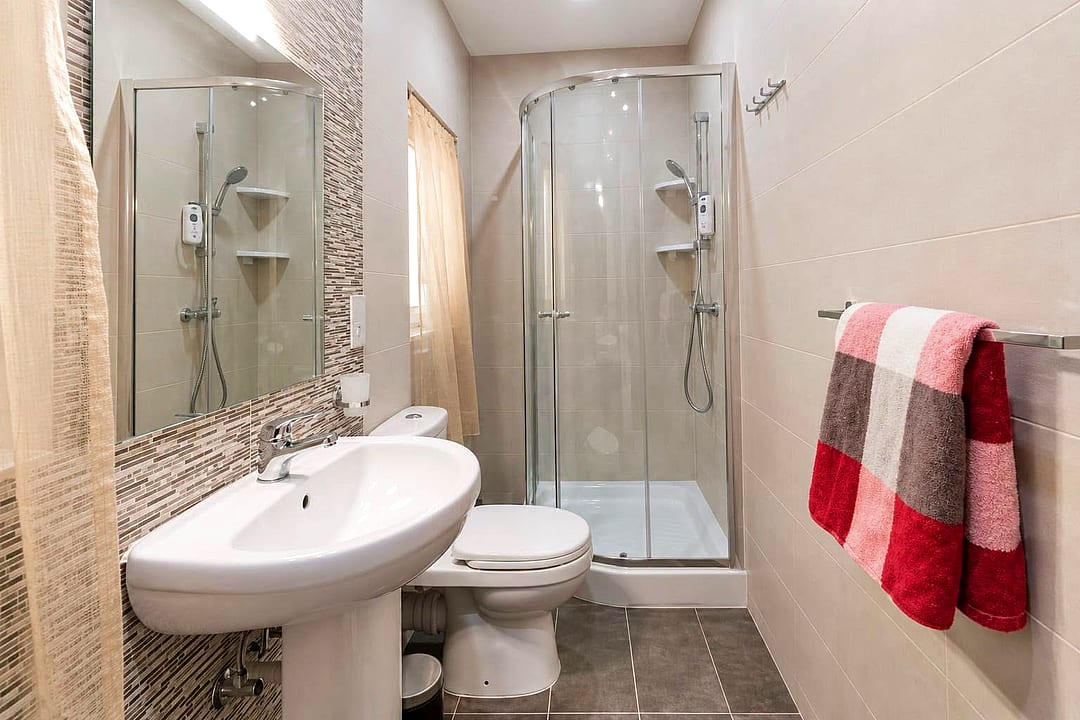 Apartment in Gzira - 2 beds, 2 baths — 5