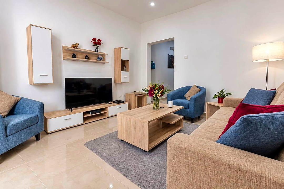 Apartment in Gzira - 2 beds, 2 baths — 1