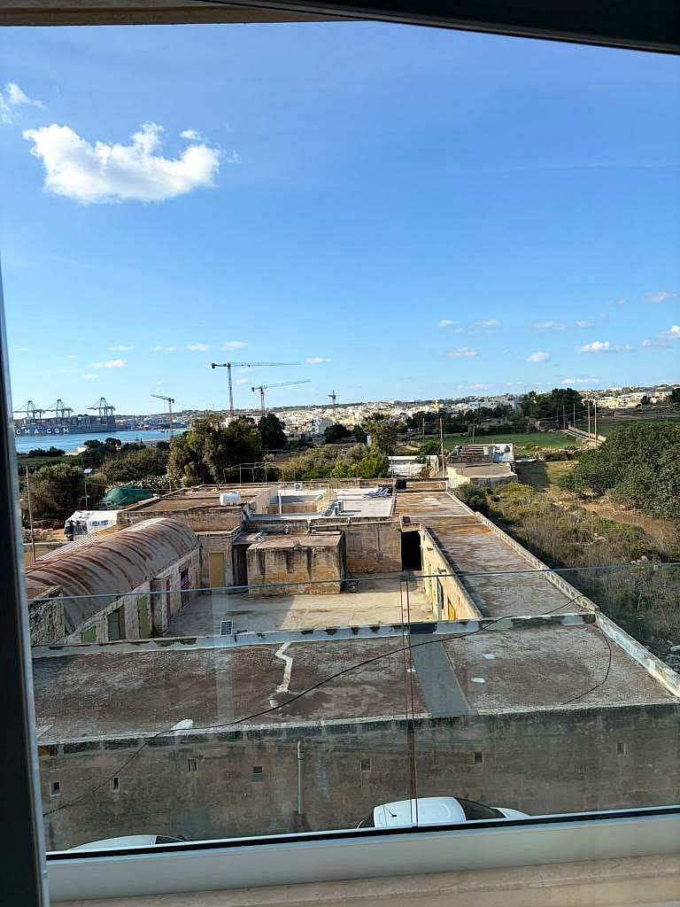 Apartment in Marsaxlokk - 2 beds, 2 baths — 4