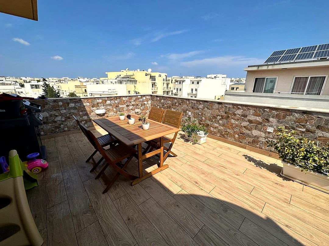 Penthouse in Attard - 2 beds — 3