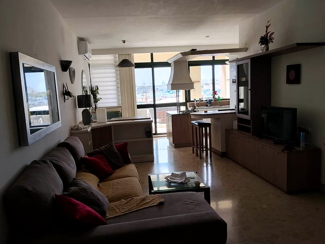 Apartment in Marsaxlokk - 3 beds, 2 baths — 1