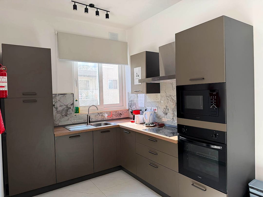 Apartment in Swieqi - 3 beds, 4 baths — 3