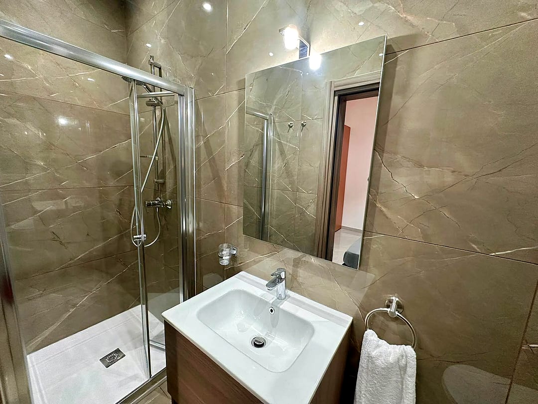 Apartment in Swieqi - 3 beds, 4 baths — 4