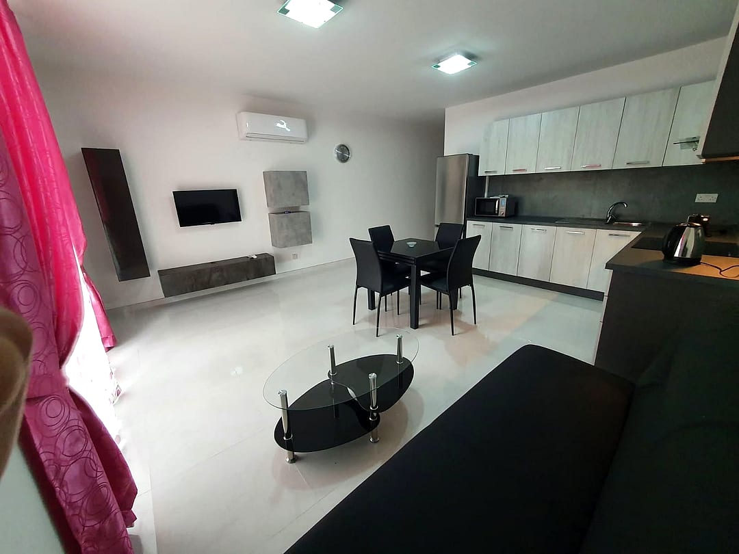 Apartment in Msida - 1 bed — 1