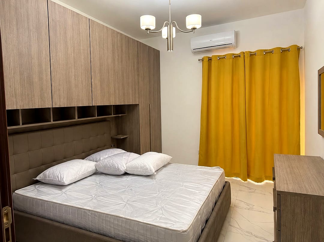 Apartment in Gzira - 2 beds, 1 bath — 1