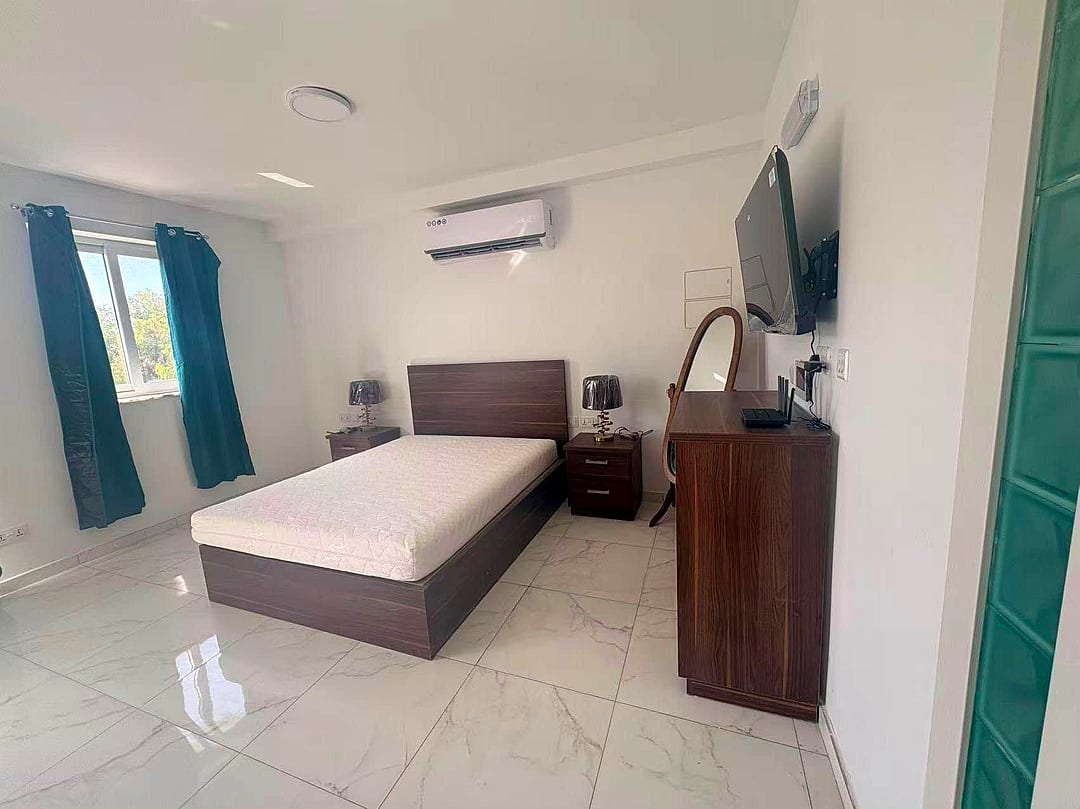 Apartment in Msida - 2 beds — 5
