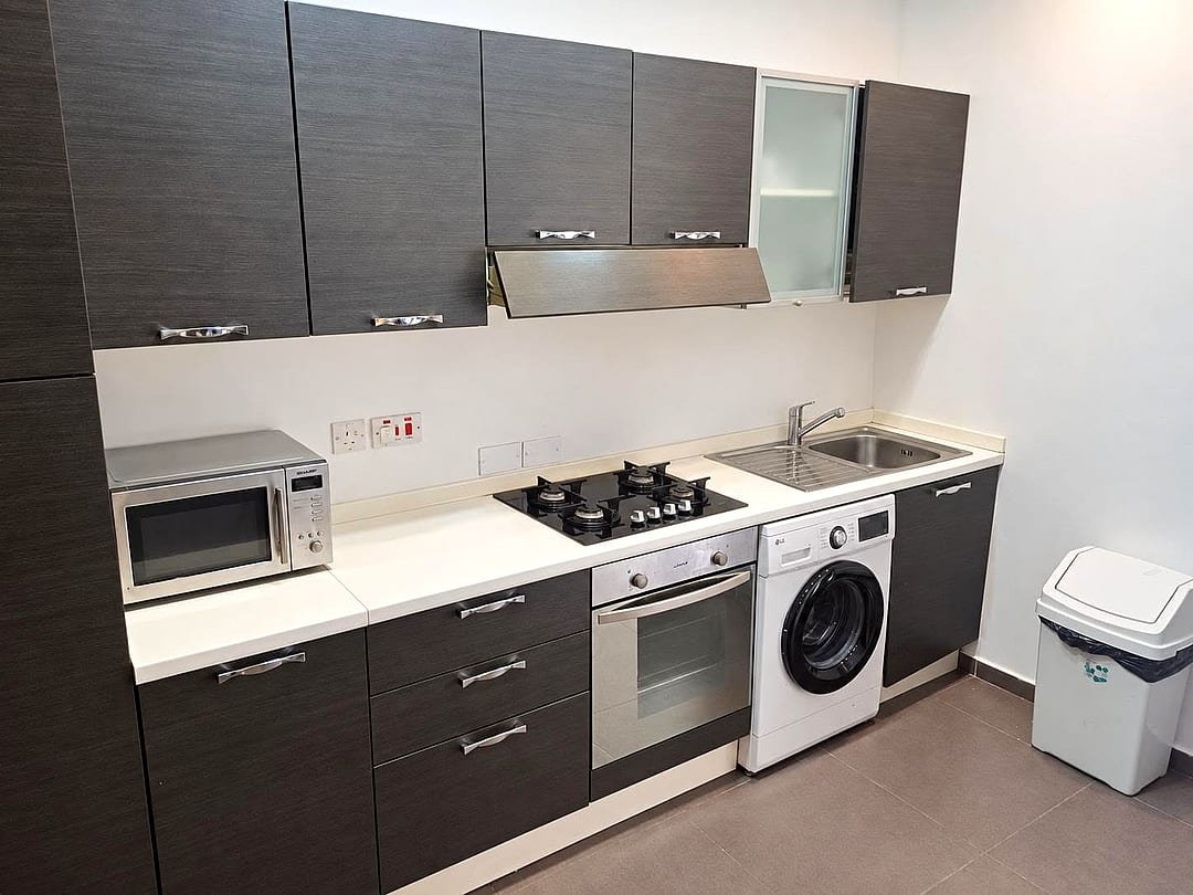 Apartment in Sliema - 2 beds, 2 baths — 4