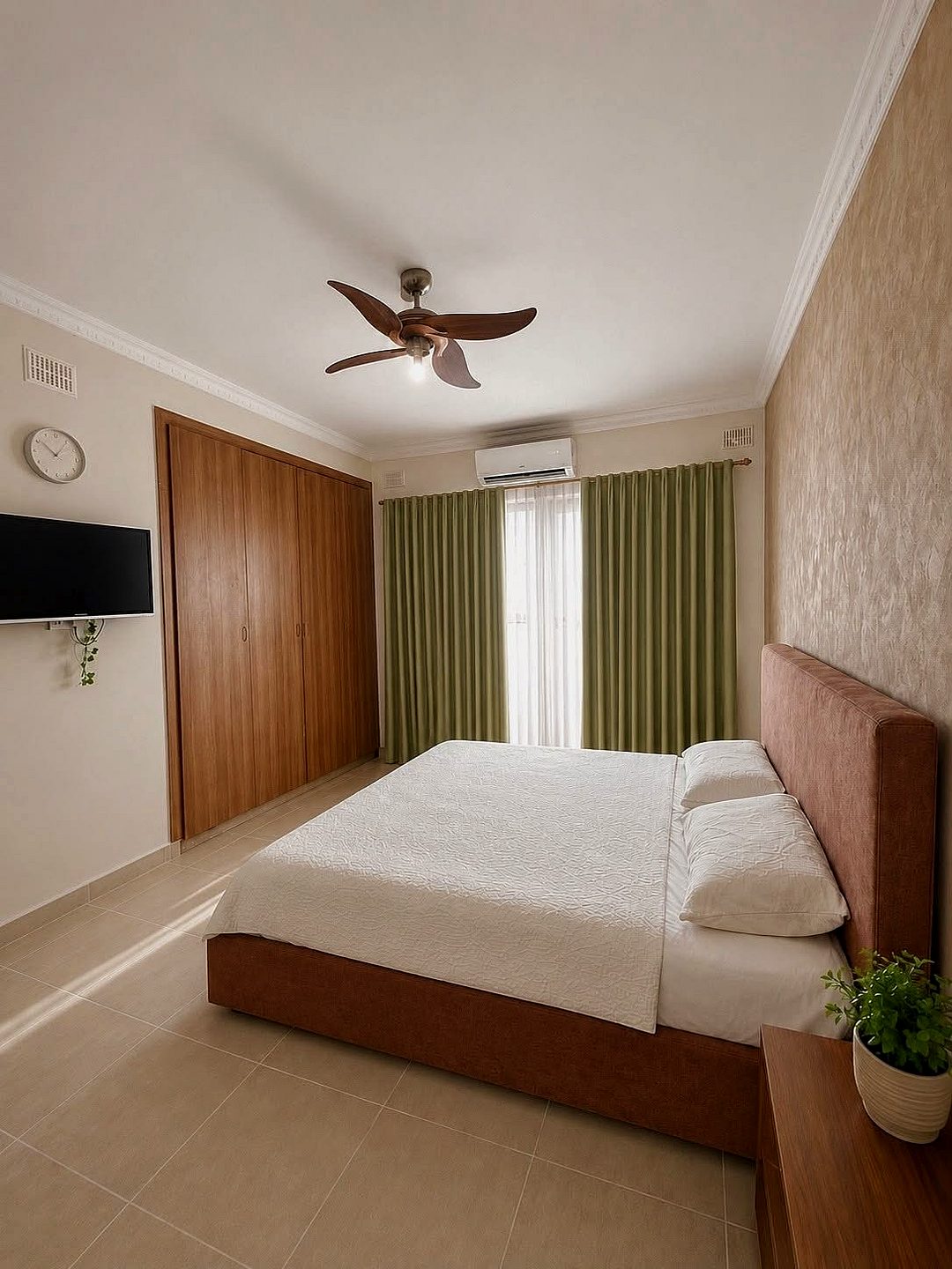 Apartment in Fgura - 3 beds, 2 baths — 5