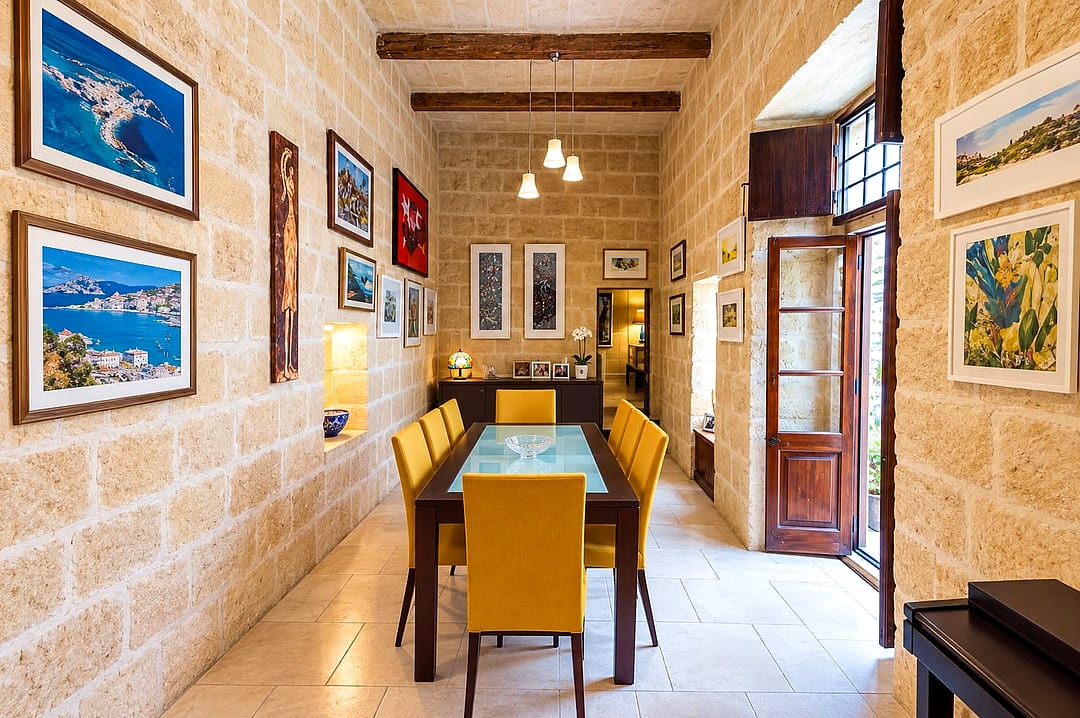 House in Zebbug - 5 beds, 3 baths — 3