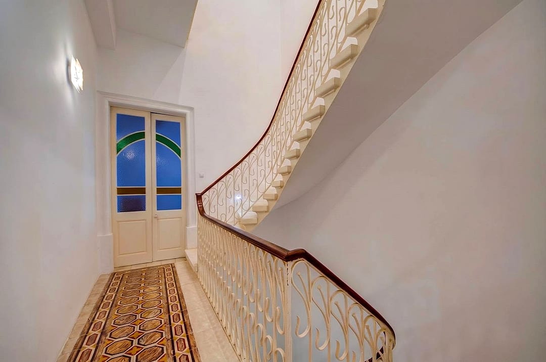 Townhouse in Sliema - 5 beds, 4 baths — 3