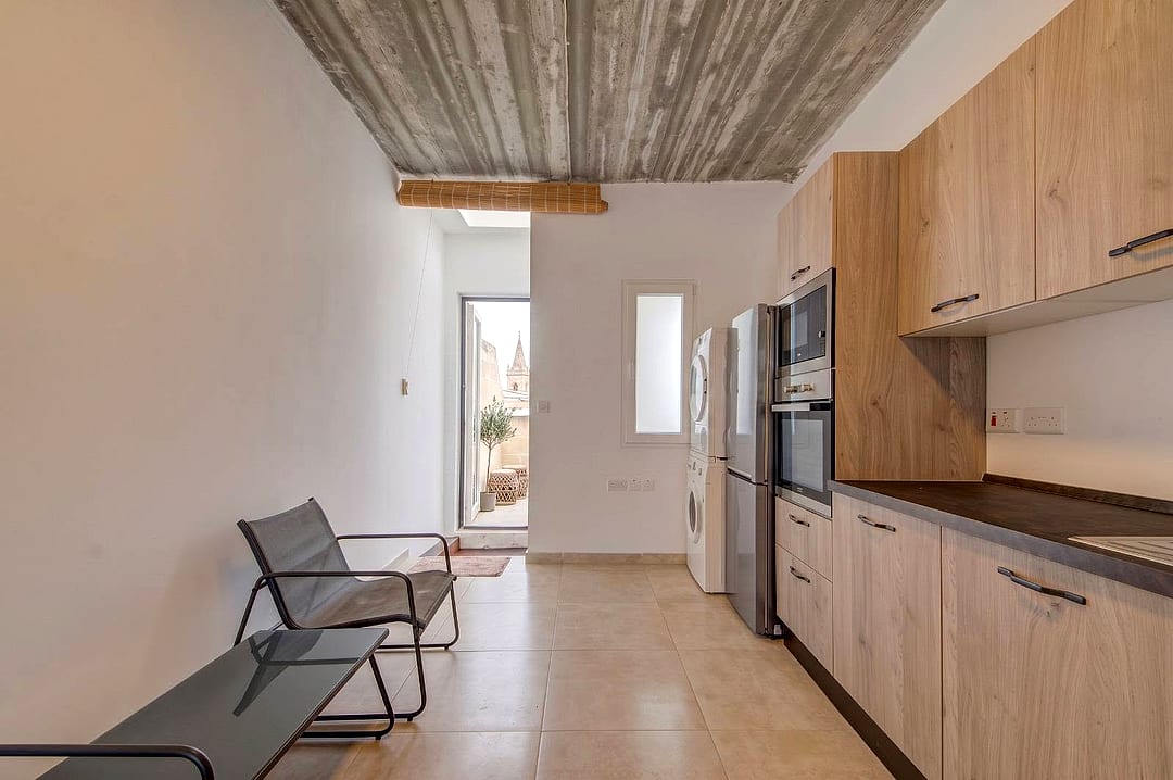 Townhouse in Sliema - 5 beds, 4 baths — 5