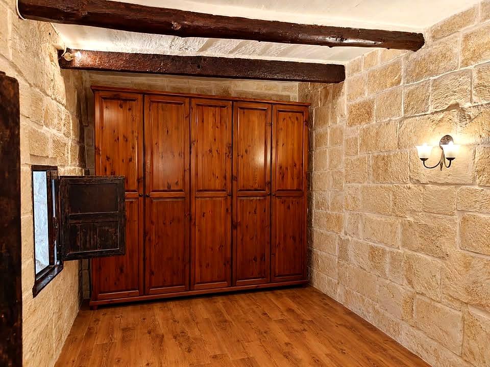 House in Zebbug - 3 beds, 2 baths — 5