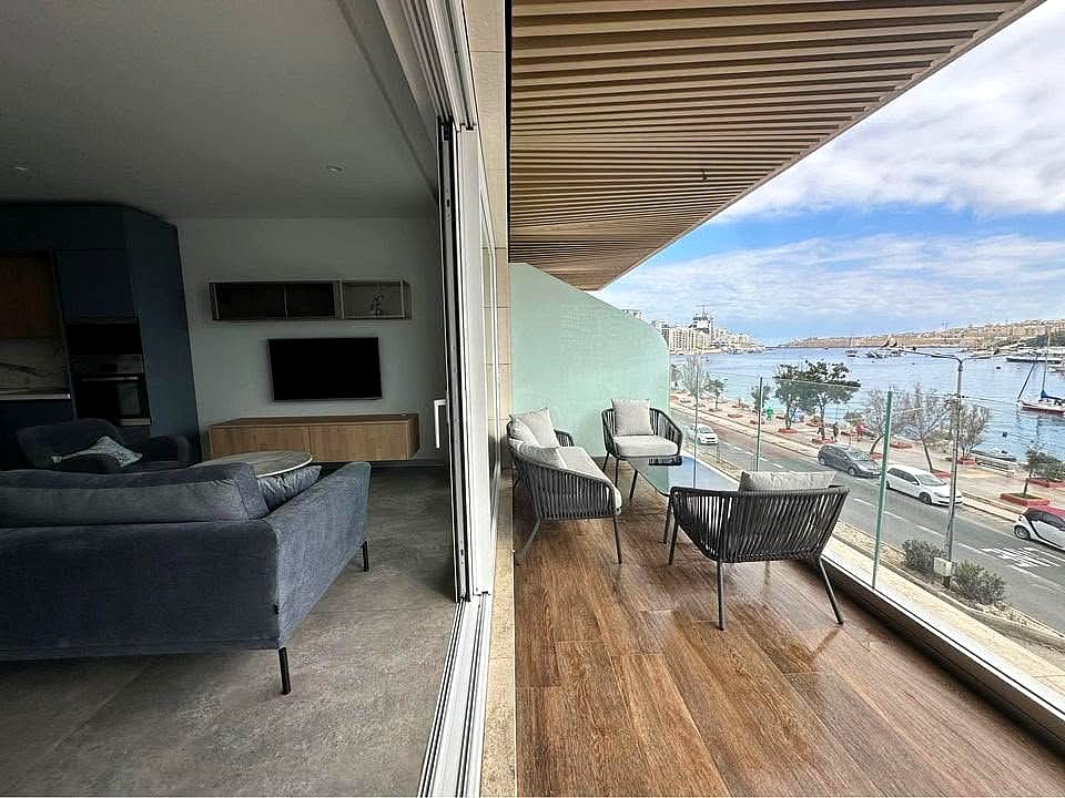 Apartment in Sliema - 2 beds — 5