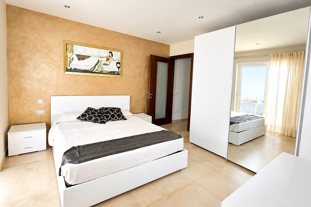 Penthouse in Marsaxlokk - 2 beds, 2 baths — 2