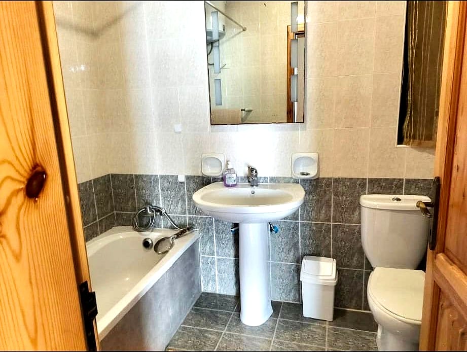 Apartment in Bugibba - 3 beds, 2 baths — 5