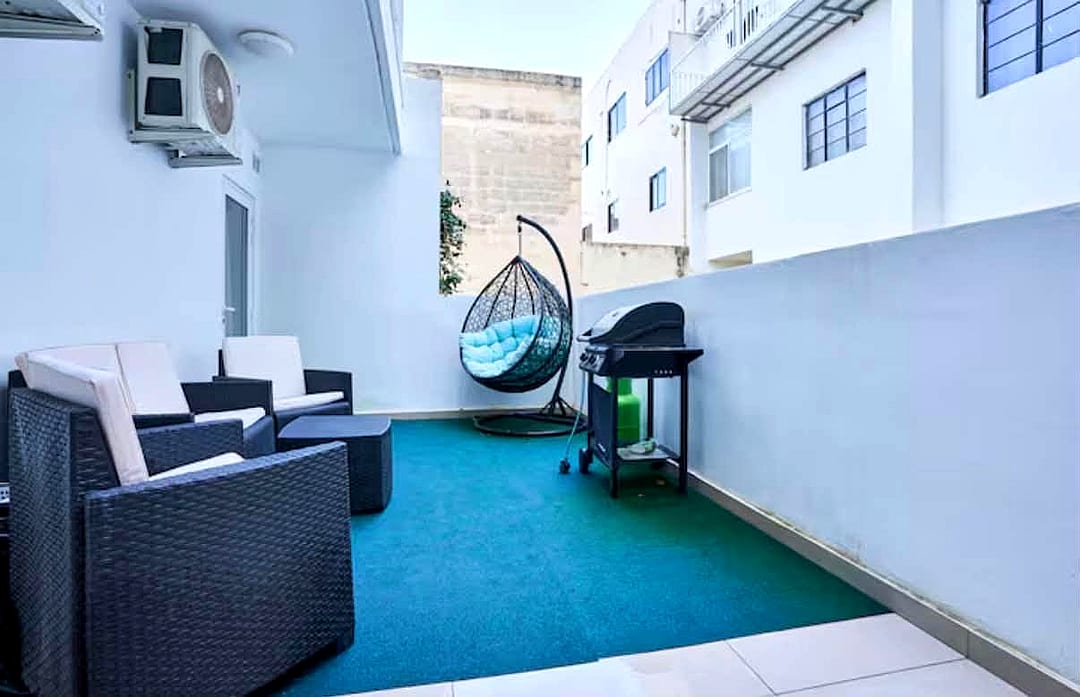 Apartment in San Gwann - 3 beds, 2 baths — 1