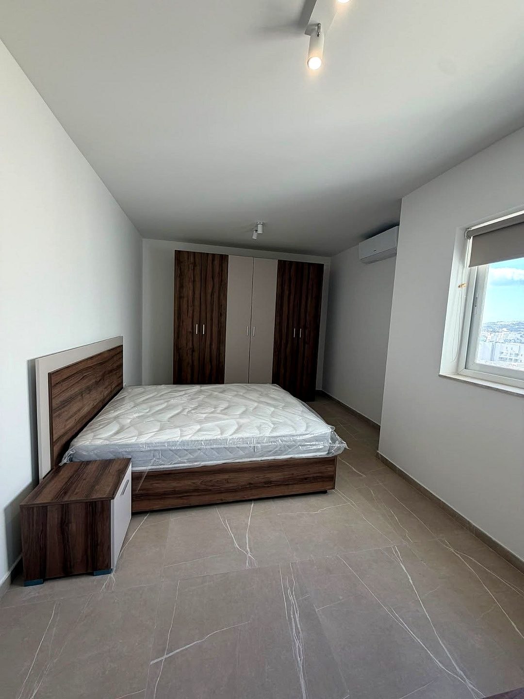 Apartment in Qawra - 2 beds, 2 baths — 1