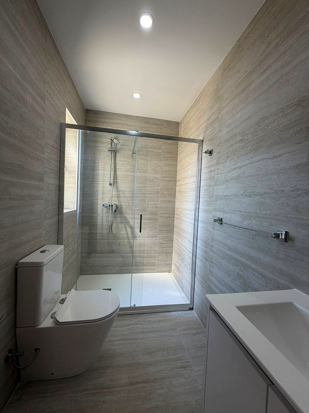 Apartment in Qawra - 2 beds, 2 baths — 3