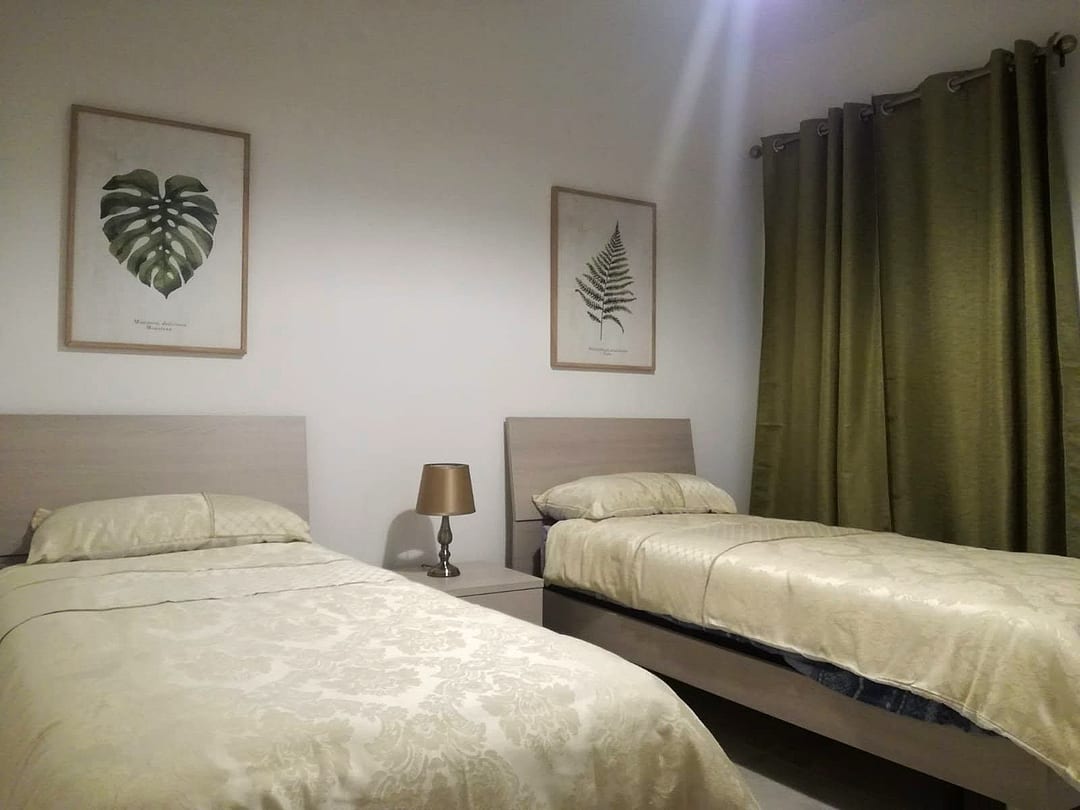 Apartment in Qawra - 3 beds, 2 baths — 4