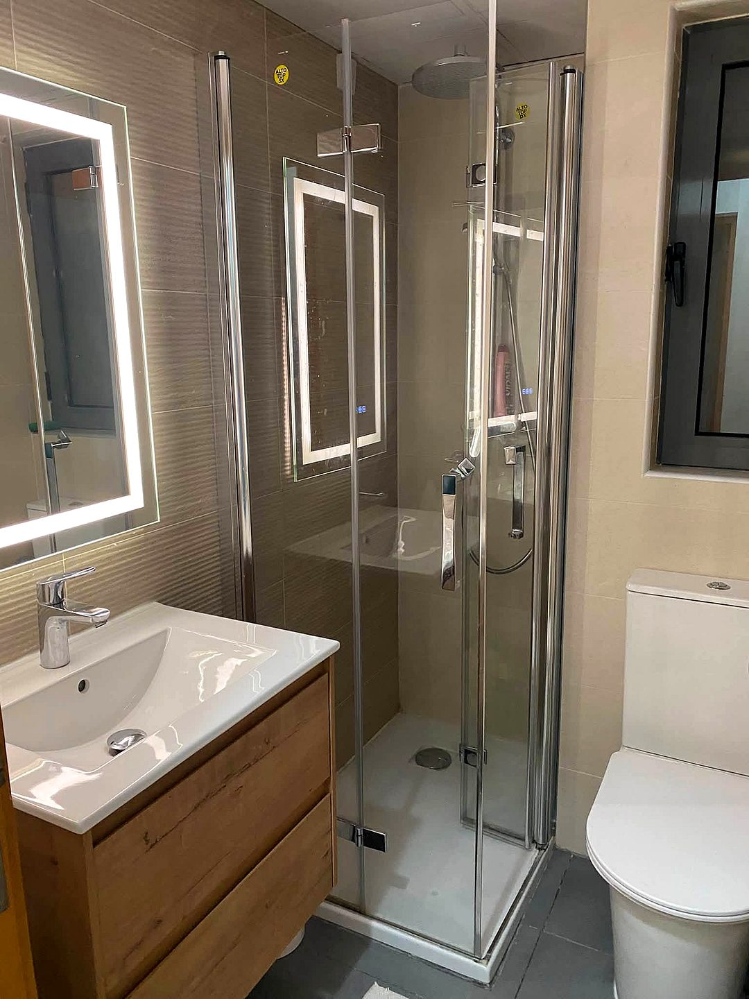 Apartment in St Julian's - 2 beds, 2 baths — 5