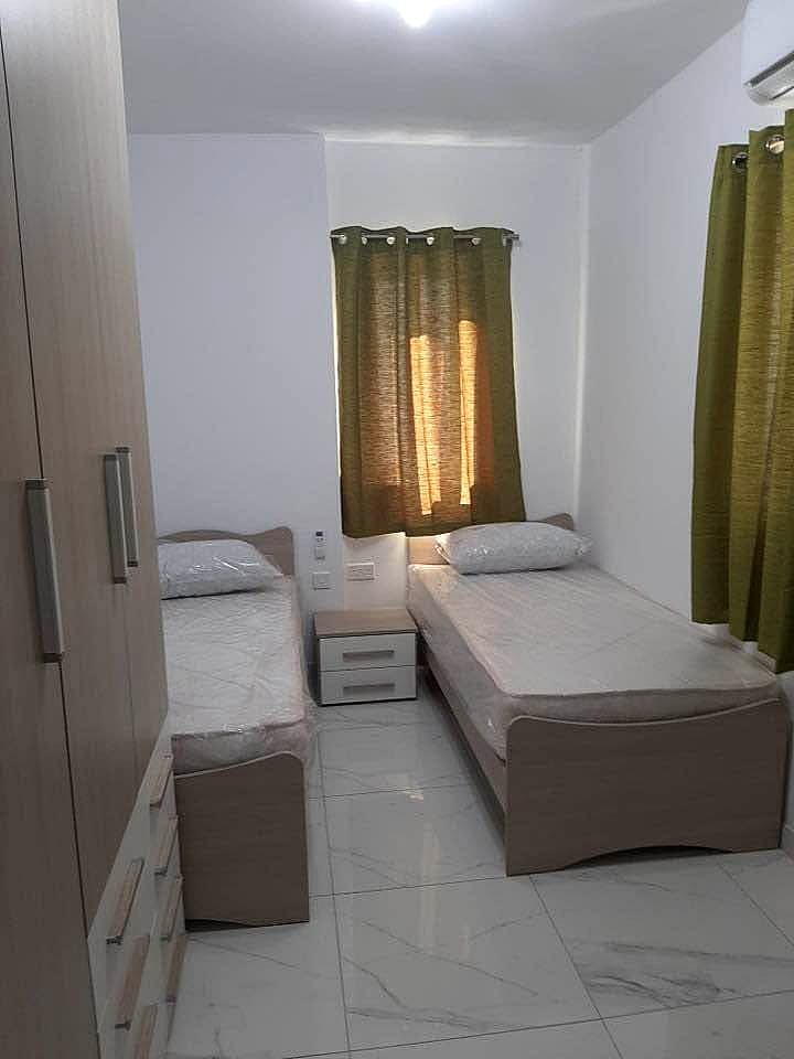 Apartment in Gzira - 2 beds, 1 bath — 5