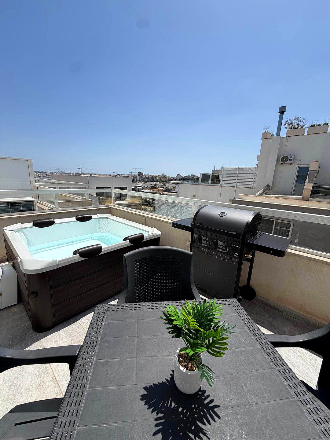 Penthouse in Gzira - 1 bath — 1