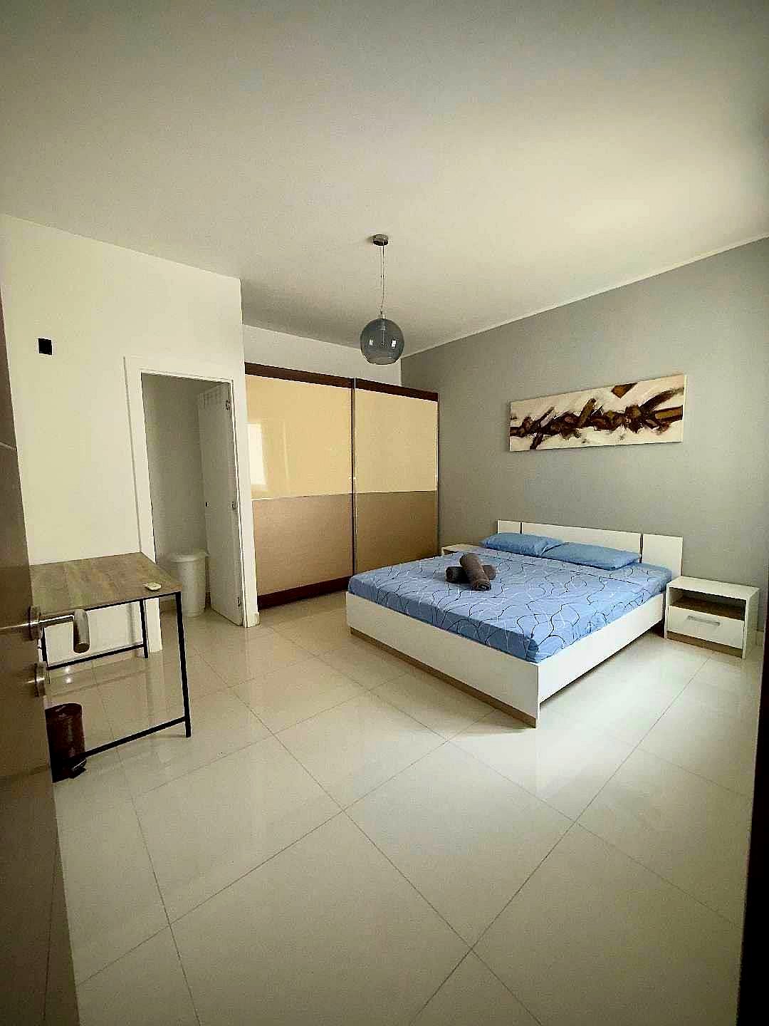 Apartment in Msida - 3 beds, 1 bath — 4