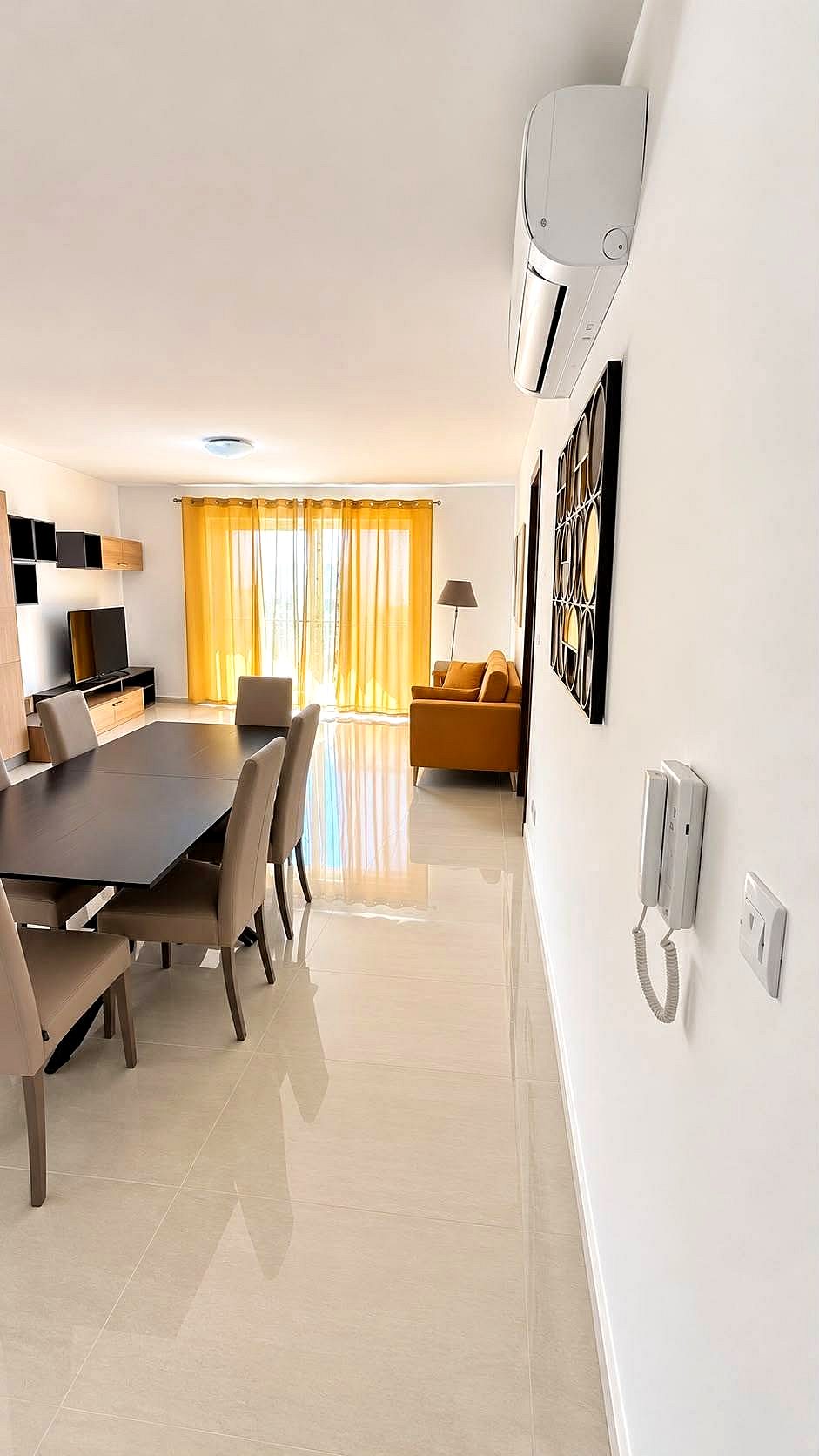 Apartment in Gzira - 2 beds, 2 baths — 1