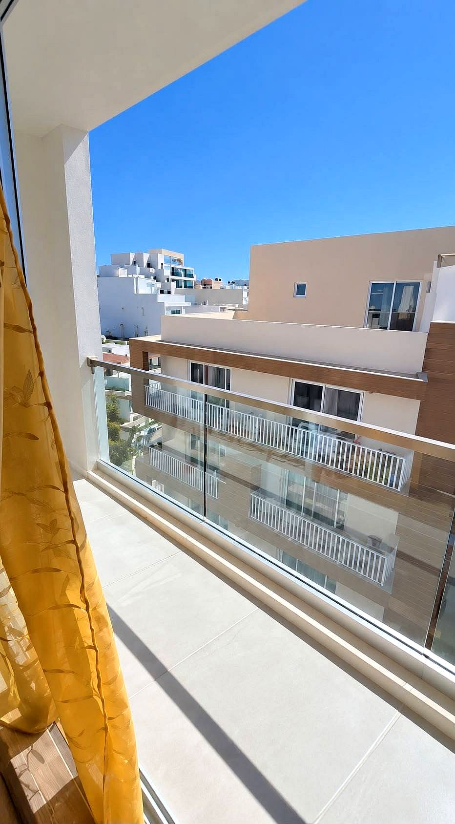 Apartment in Gzira - 2 beds, 2 baths — 3