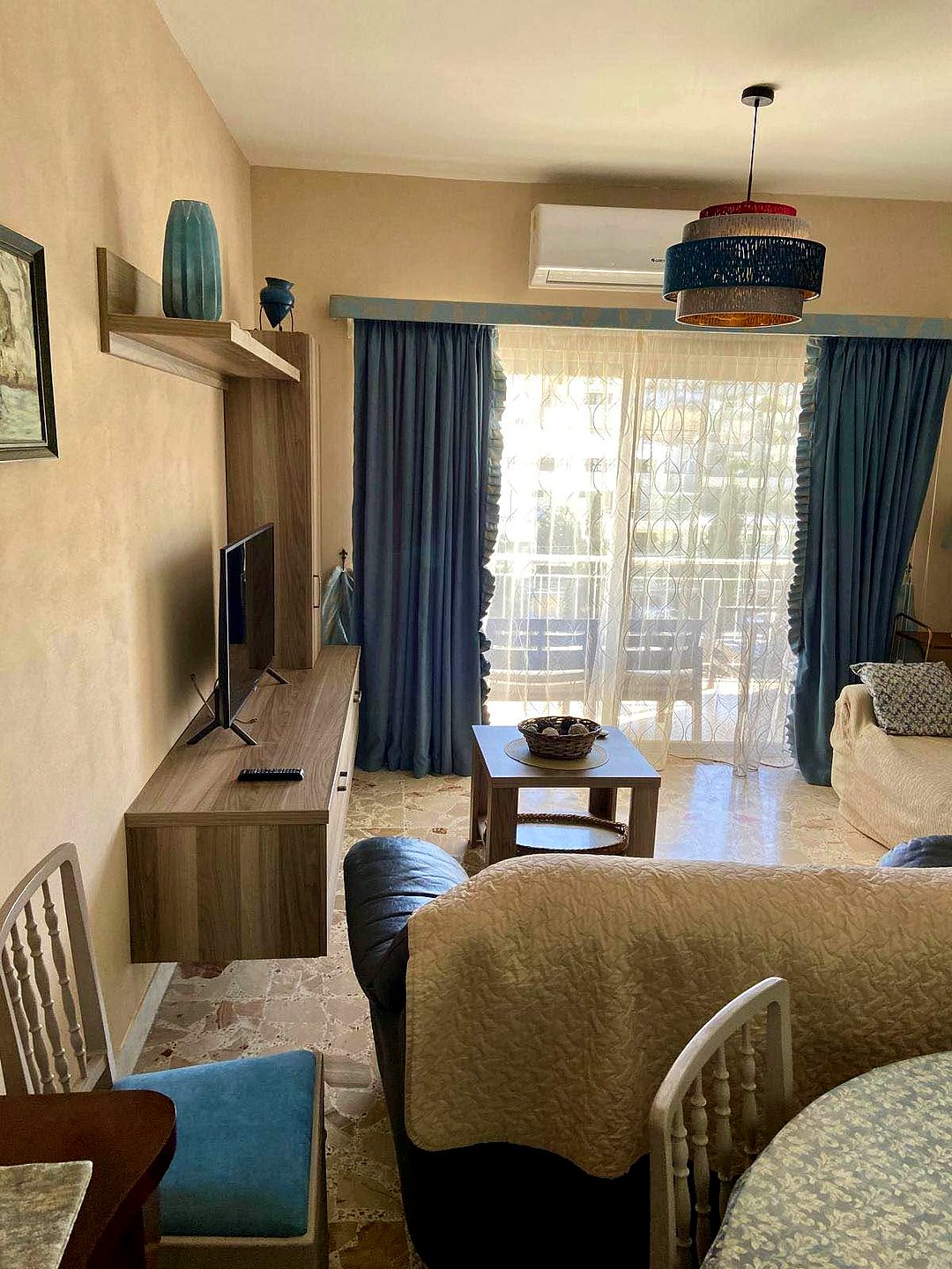 Room in St Julian's — 1