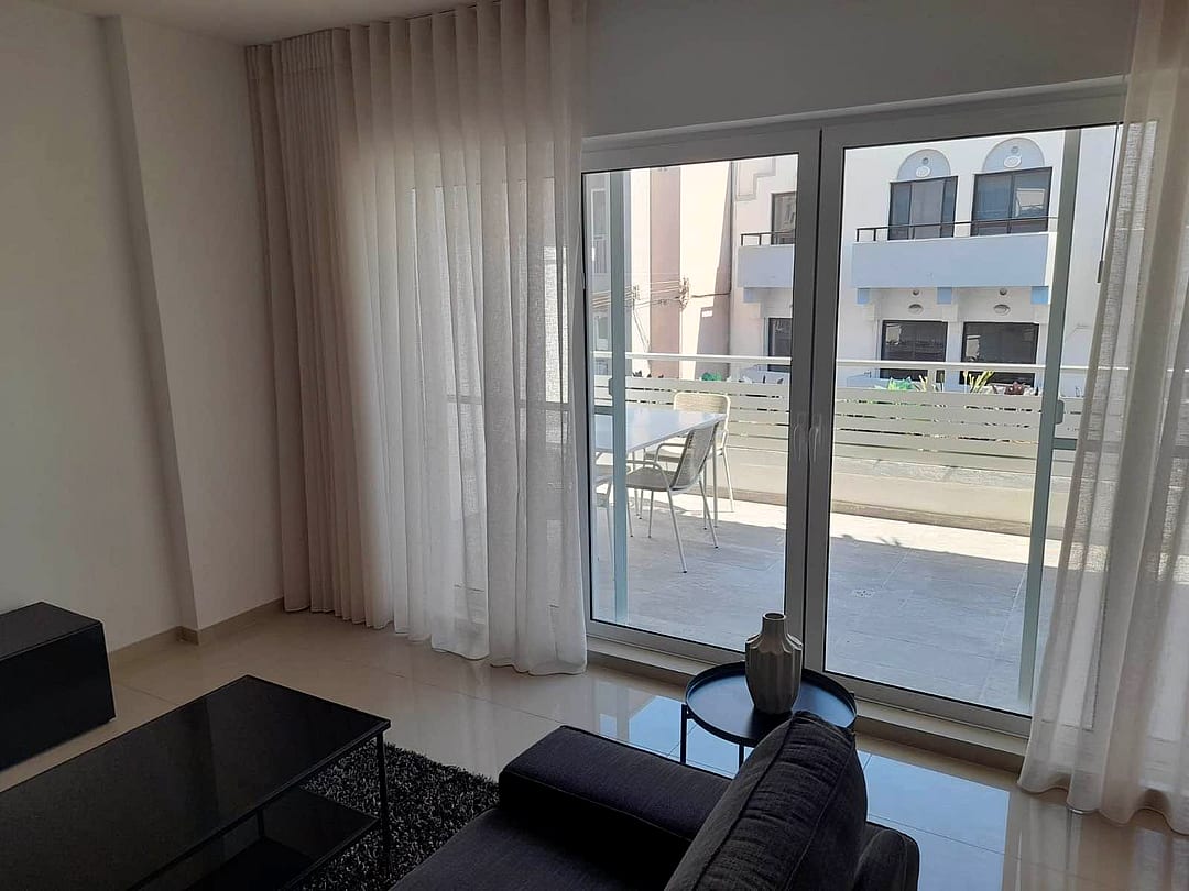 Apartment in St Julian's - 2 beds, 2 baths — 5
