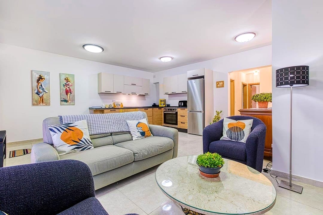 Apartment in Swieqi - 2 beds, 2 baths — 2