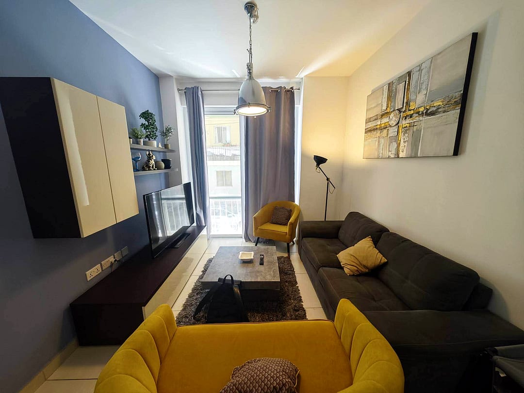 Apartment in St Julian's - 2 beds, 2 baths — 4