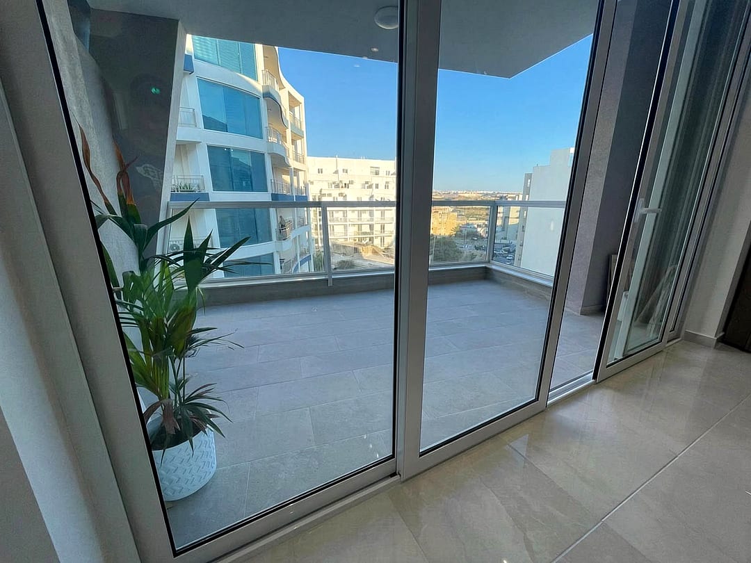 Apartment in Qawra - 3 beds — 2
