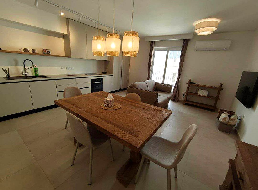 Apartment in Gzira - 2 beds, 2 baths — 1