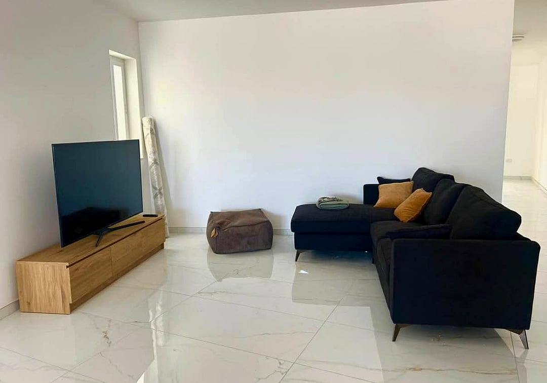 Penthouse in Swieqi - 3 beds, 2 baths — 3
