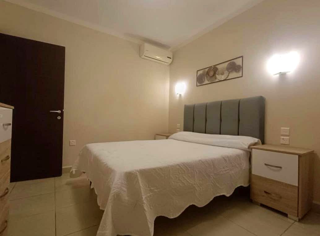 Apartment in Swieqi - 2 beds, 2 baths — 4