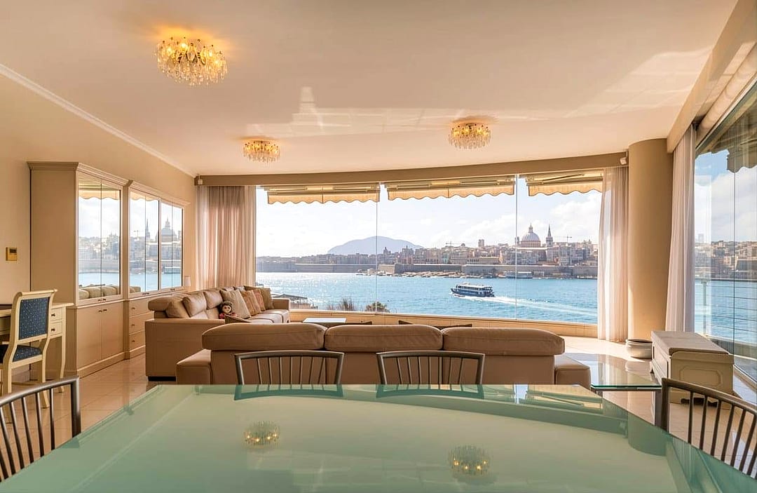 Apartment in Sliema - 3 beds — 3