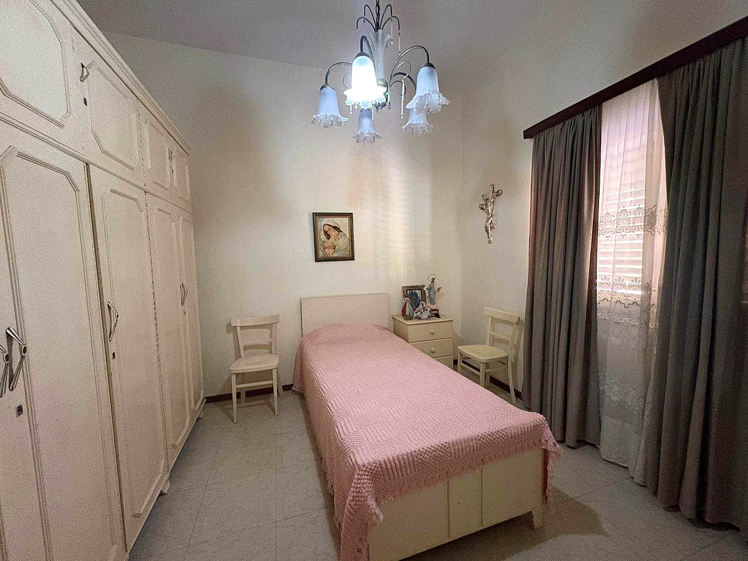 House in Victoria - 4 beds, 3 baths — 5