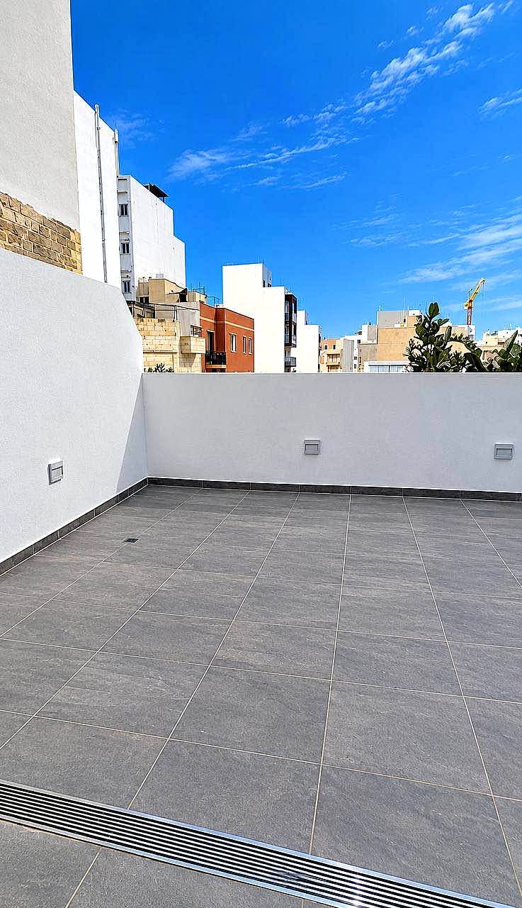 Maisonette in St Paul's Bay - 3 beds, 2 baths — 3