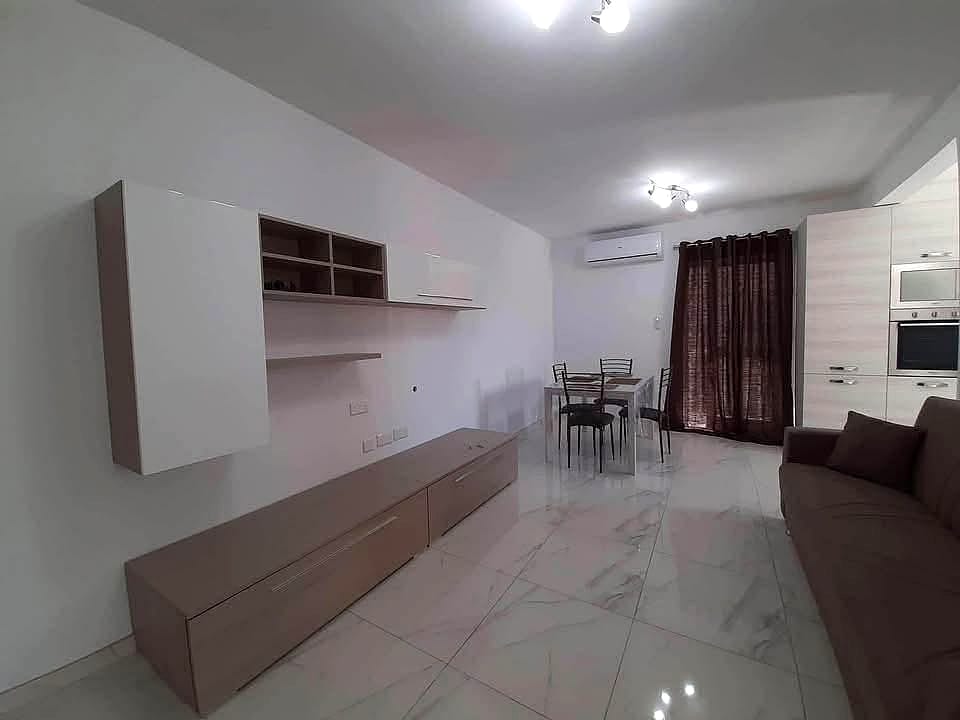 Apartment in Gzira - 2 beds — 1