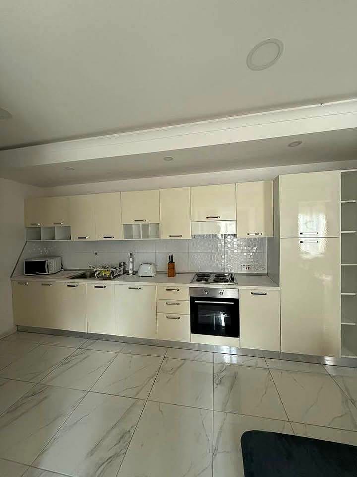 Penthouse in Sliema - 2 beds, 1 bath — 2