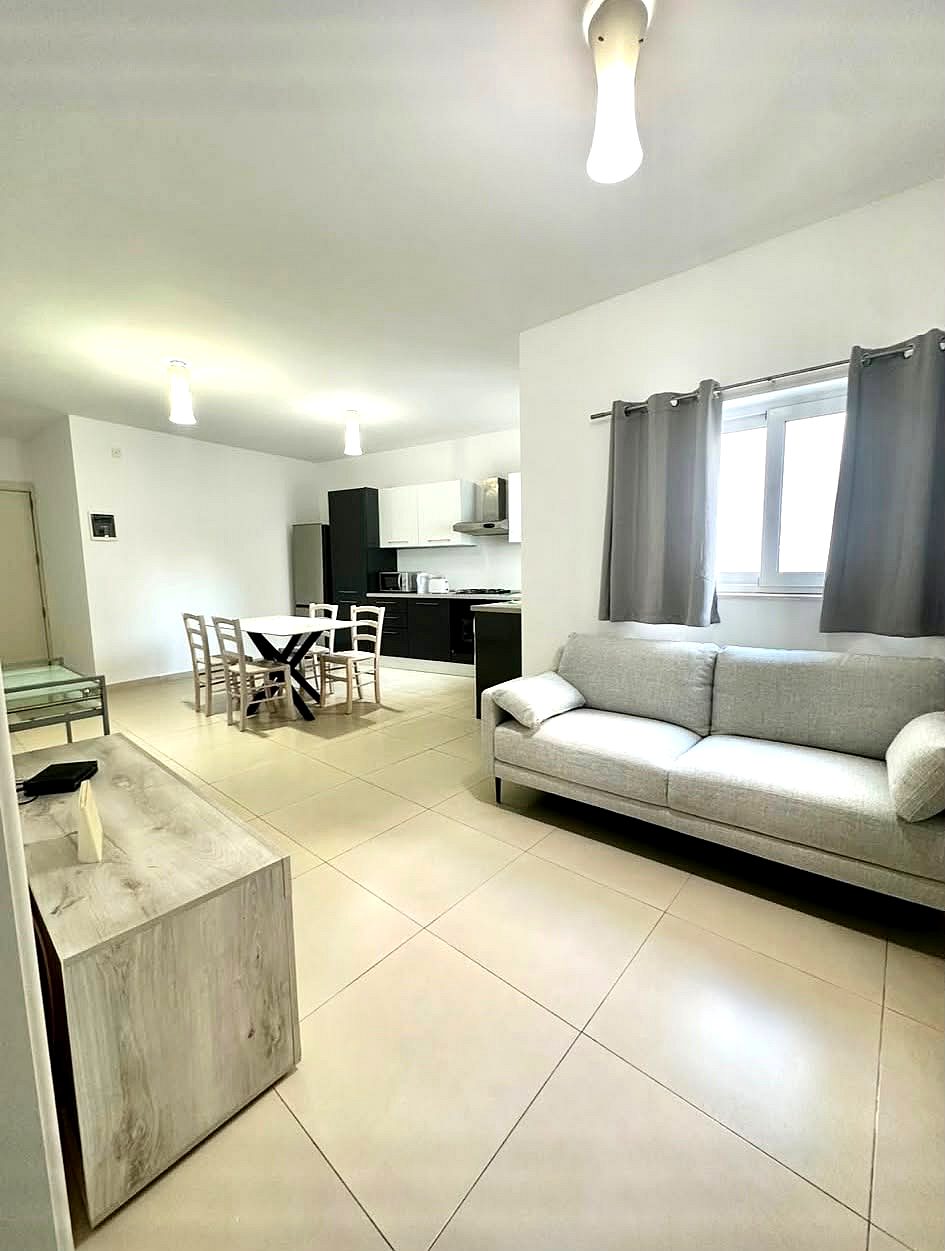 Apartment in San Giljan — 2