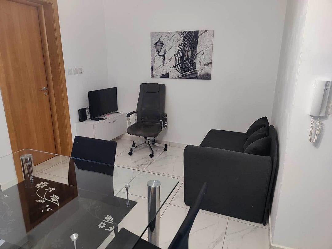 Apartment in Gzira - 1 bed, 1 bath — 4