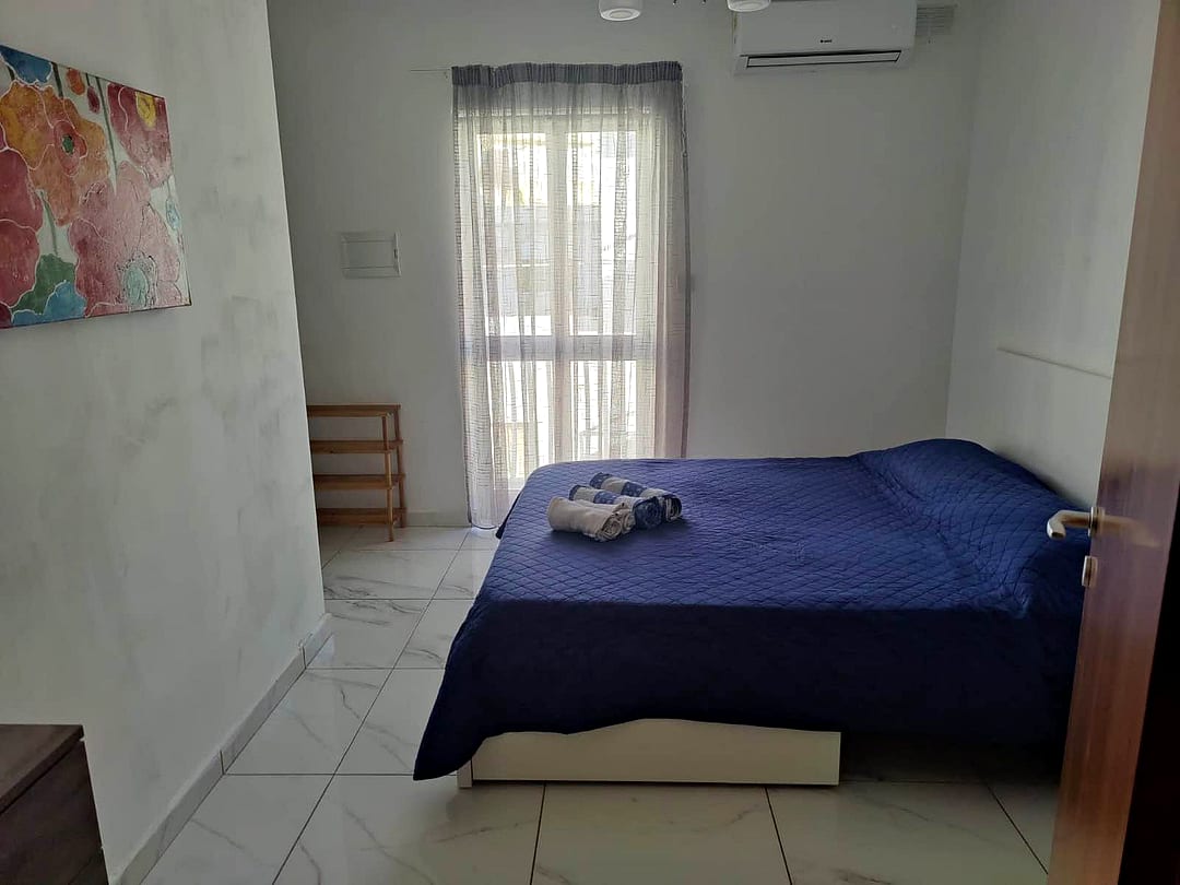 Apartment in Gzira - 1 bed, 1 bath — 2