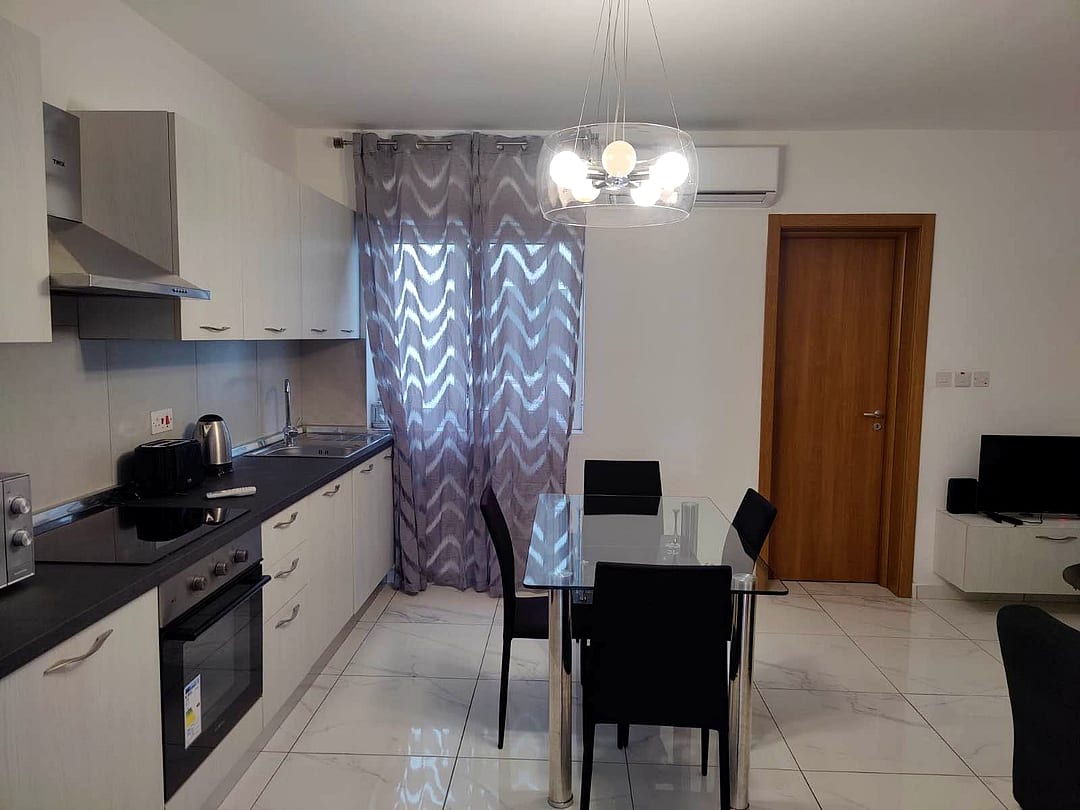 Apartment in Gzira - 1 bed, 1 bath — 1