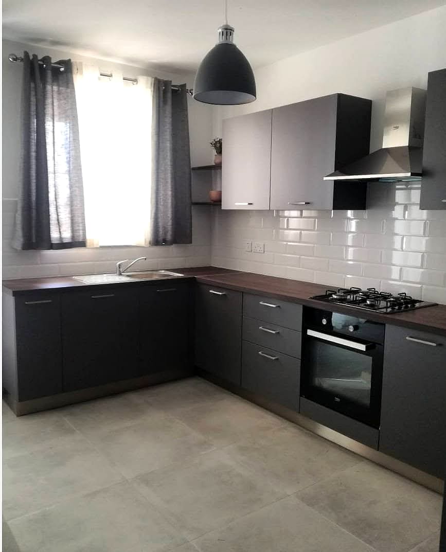 Apartment in Qawra - 3 beds, 3 baths — 5